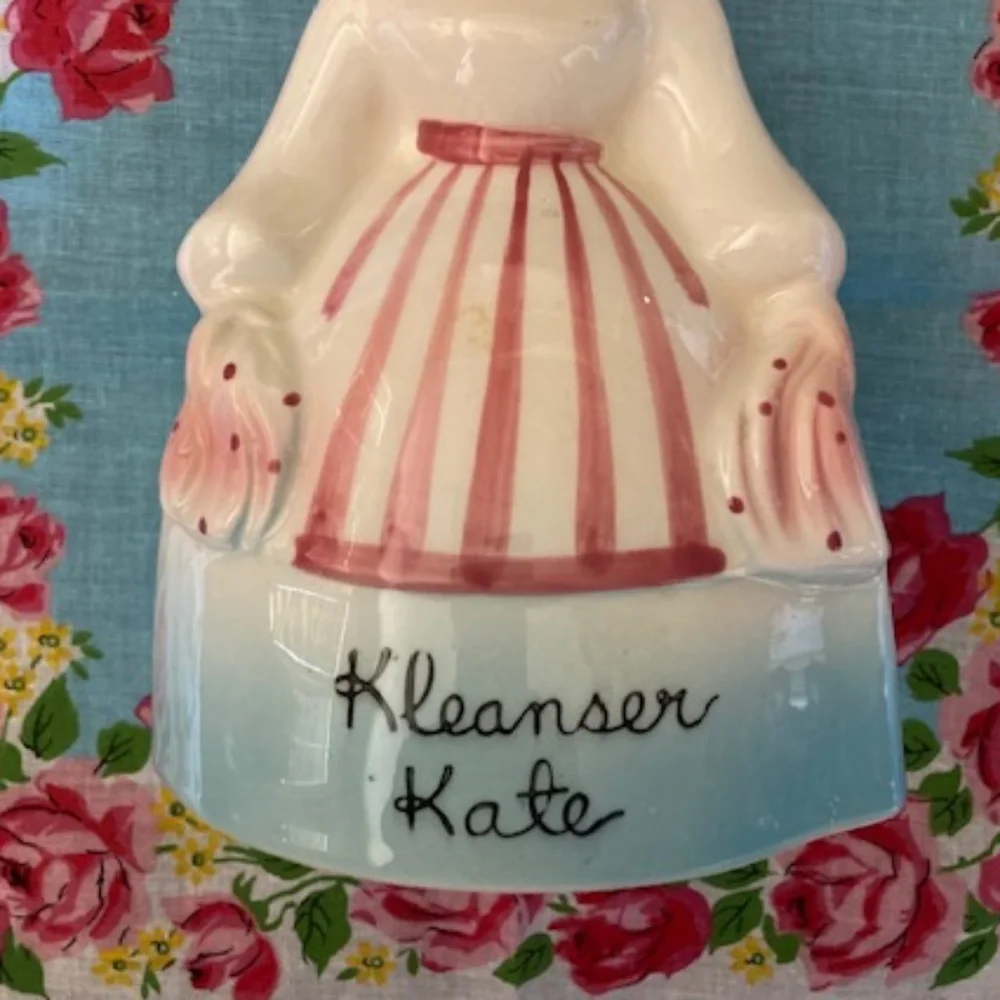 Vintage Kleanser Kate Powder Shaker - Picture 3 of 7